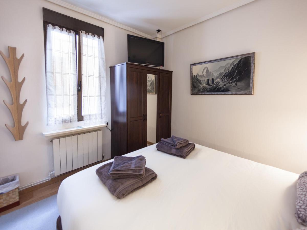 Cosy Room - Guggen º Parking Free Bilbao Exterior photo